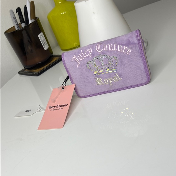 Juicy Couture Lavender Wallet with Crown Embroidery - Picture 1 of 1